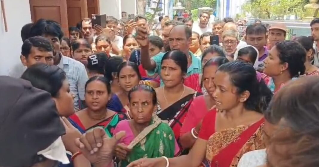 Annapurna Yojana: কথা রাখেনি বিজেপি, অন্নপূর্ণা যোজনার টাকা না পেয়ে বিক্ষোভ মহিলাদের